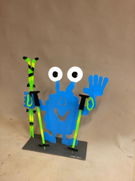 Patrick Preller Skifahrer, stehend, L-Monster