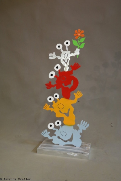 Patrick Preller Monsterturm mit Blume